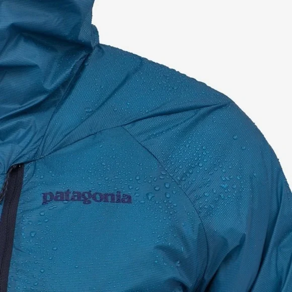 New Patagonia New Women's DAS® Light Hoody